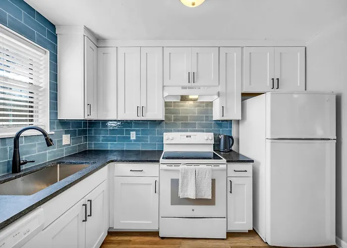 Honeysuckle - Quiet Condo 2 Beds Free Parking Near Uga